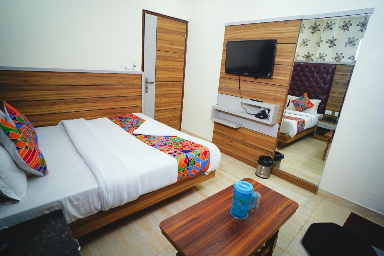 Hotel Delhi Darshan Deluxe-By Rsl Hospitality New Delhi Ngoại thất bức ảnh