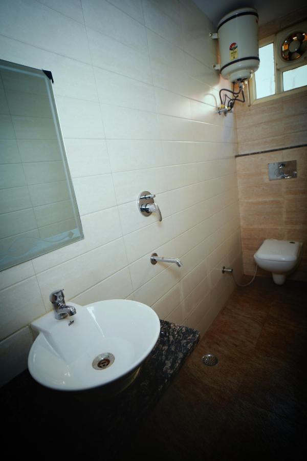 Hotel Delhi Darshan Deluxe-By Rsl Hospitality New Delhi Ngoại thất bức ảnh